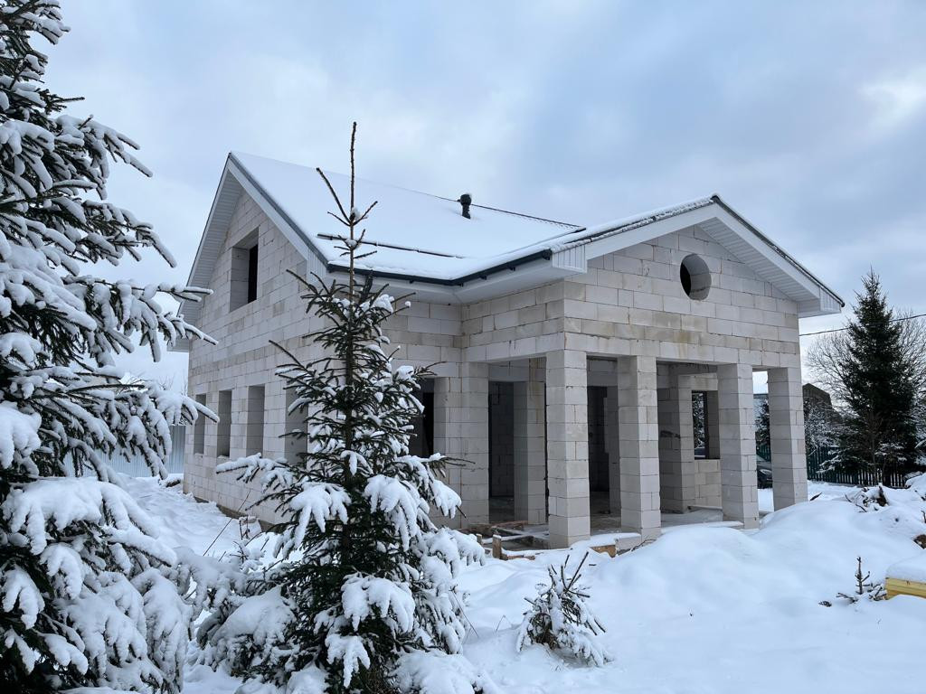 Строительство загородного дома для зимнего проживания в Москве и Московской области. Заказать строительство зимнего дома Москва.